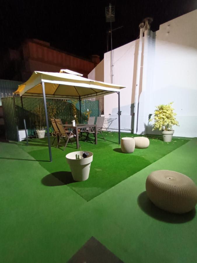 Atico Guadalquivir - Touristic Loft With Terrace Seville Room photo